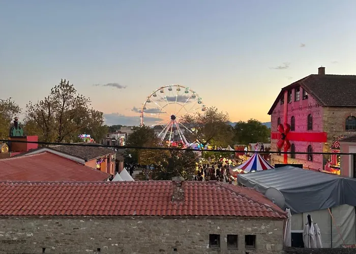 Plex House Case de vacanță